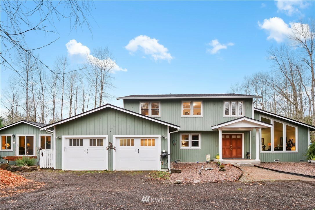 Property Photo:  35184 NE 14th Street  WA 98014 