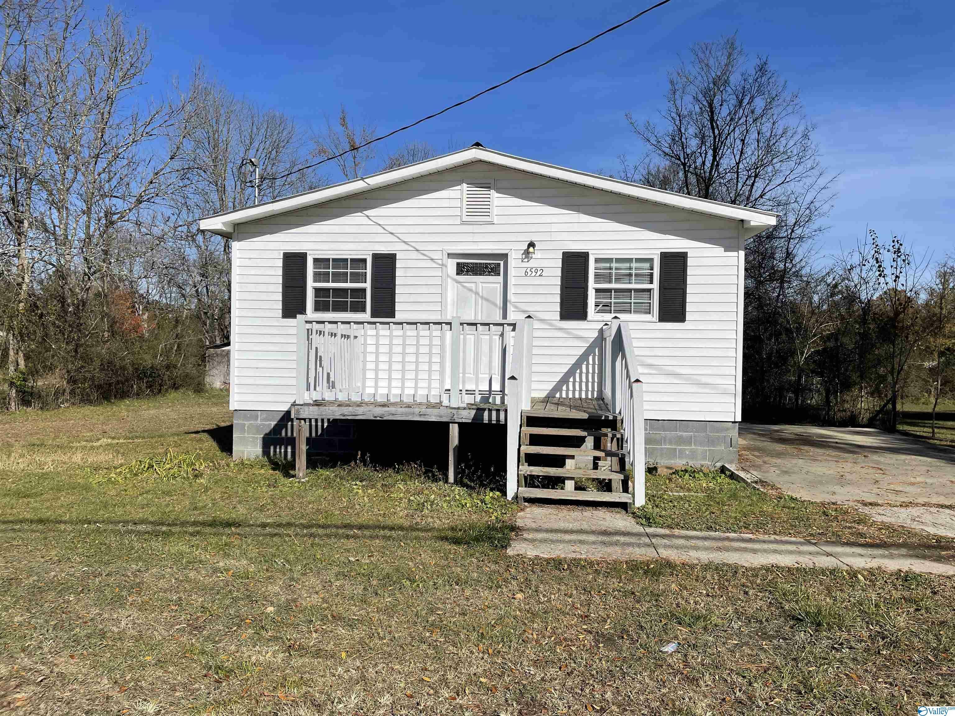 Property Photo:  6592 Highway 278  AL 35903 