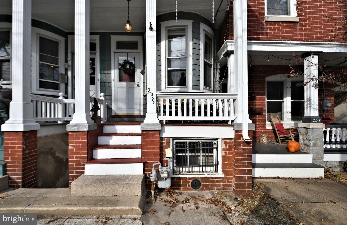 Property Photo:  239 Washington Avenue  PA 19460 