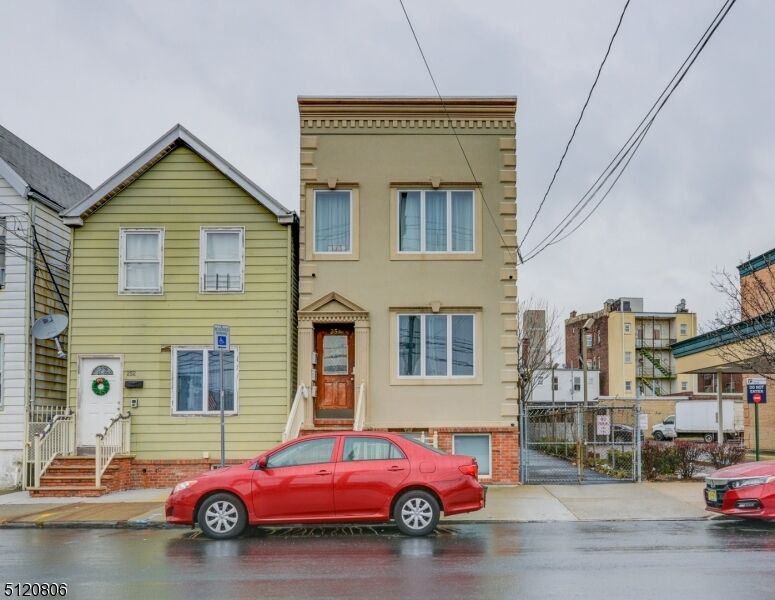 Property Photo:  254 Chestnut St 3  NJ 07105 