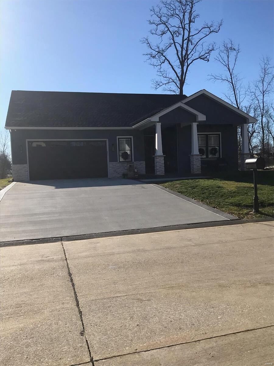 Property Photo: 4908 Red Oak Drive IL 62298