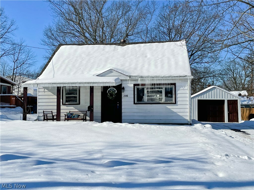 Property Photo:  208 S Edgehill Avenue  OH 44515 