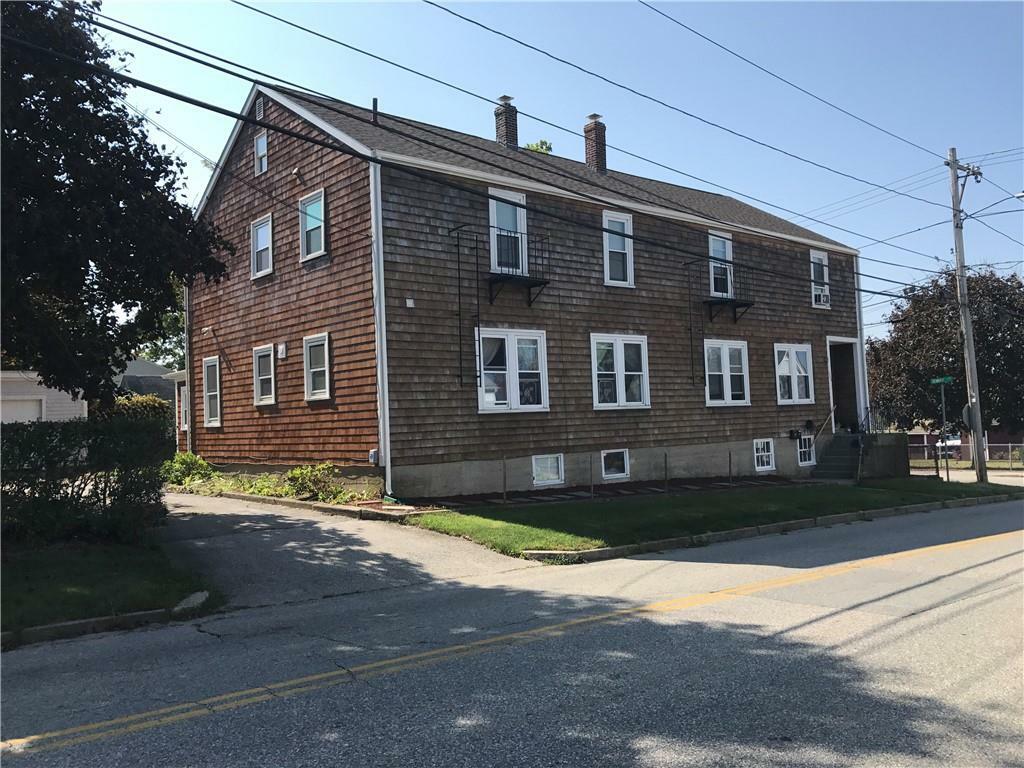 Property Photo: 308 State St, Unit#2E RI 02809