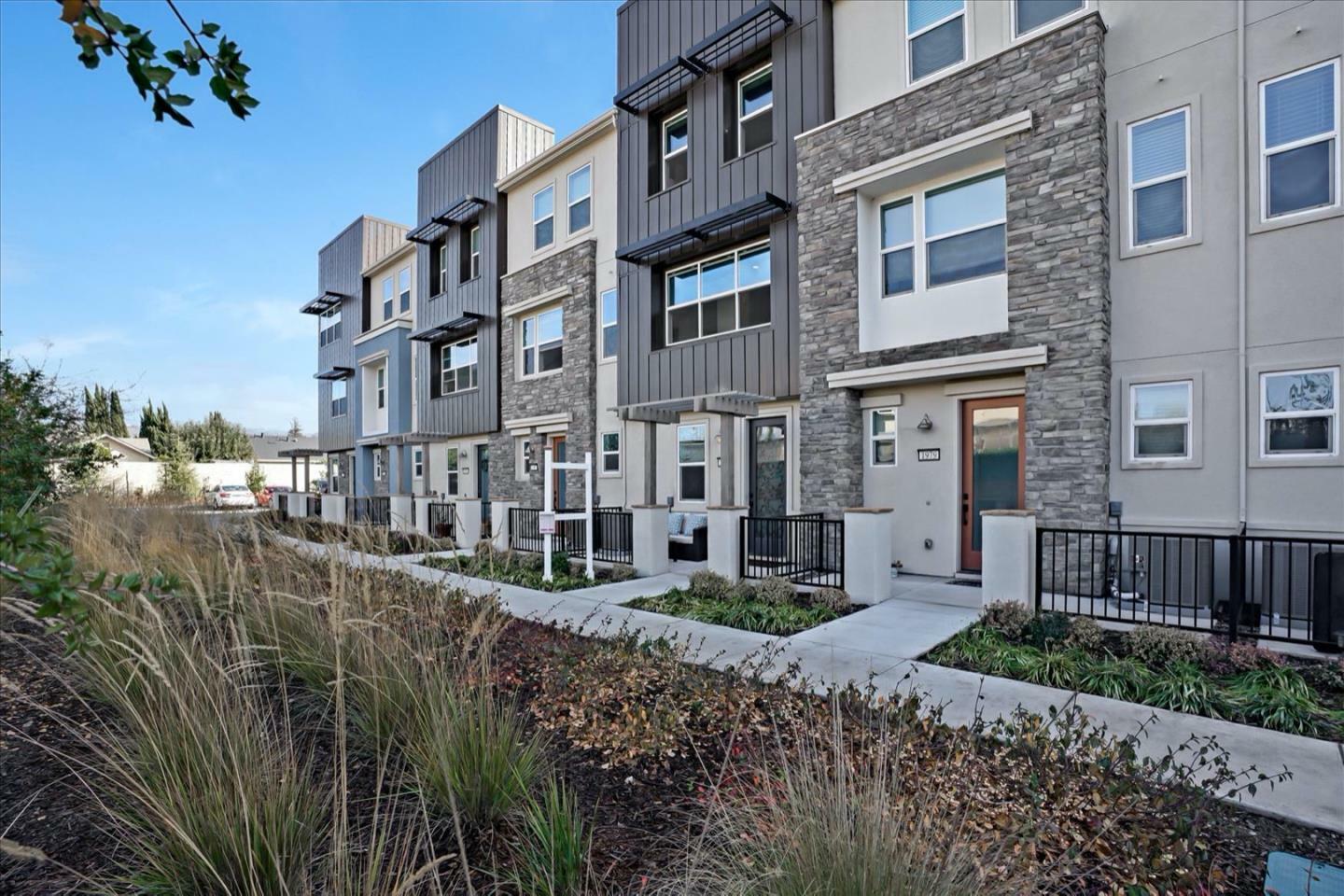 Property Photo:  1983 Nevets Lane  CA 95133 