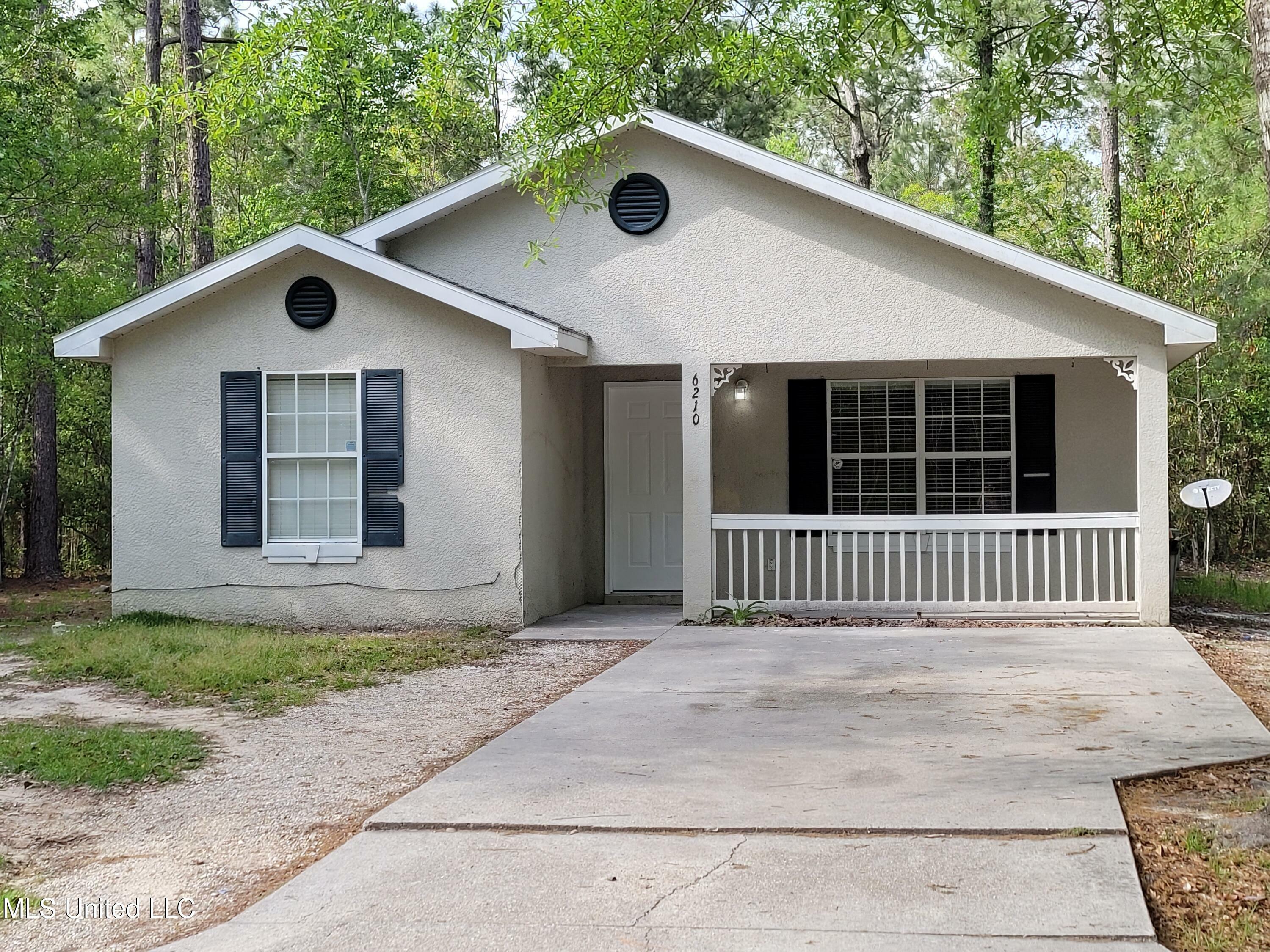 Property Photo: 6210 W Benton Street MS 39520