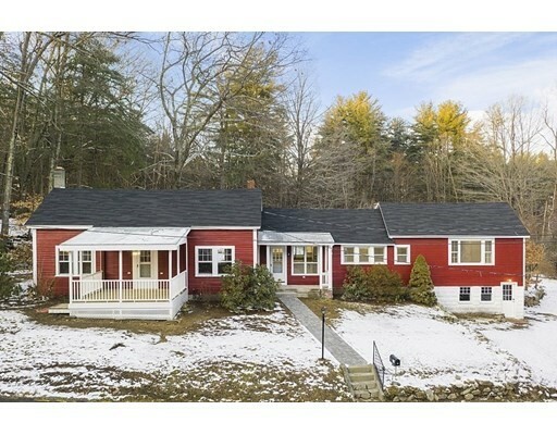 Property Photo:  560 County Rd  MA 01431 