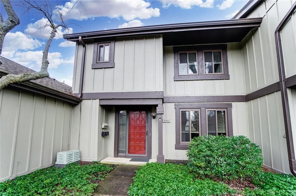 Property Photo:  6122 Martingale Lane 102  OH 45459