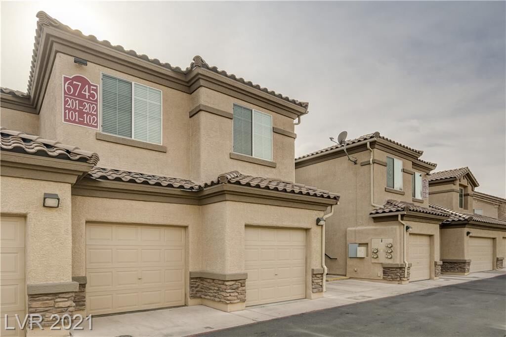 Property Photo:  6745 Caporetto Lane 202  NV 89084