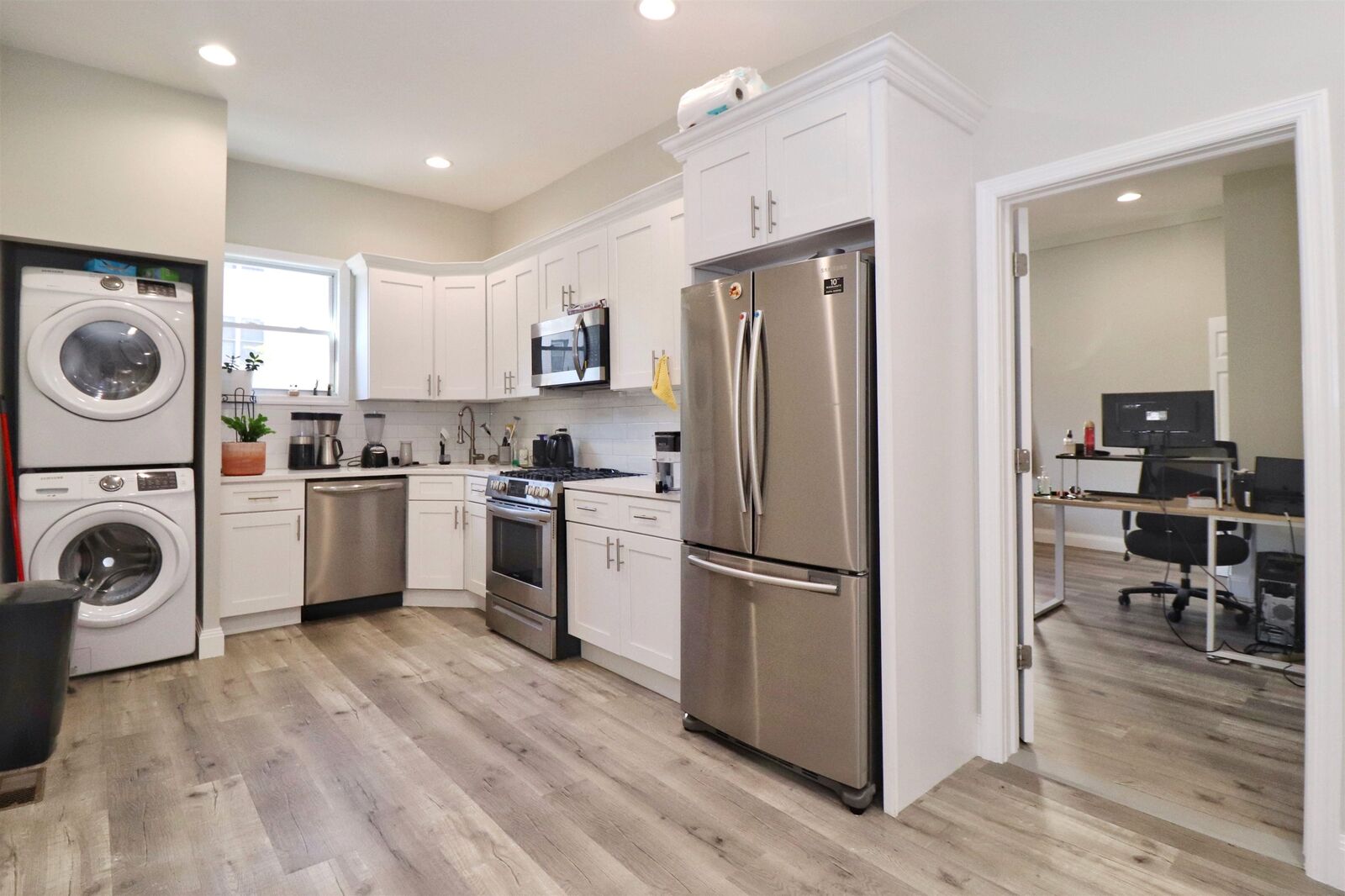 Property Photo:  41 Washburn St 1  NJ 07306 