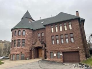 Property Photo:  233 Richmond Avenue 12  NY 14222