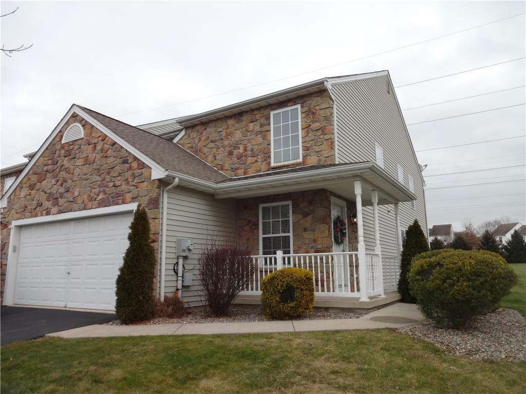 2627 Sapphire Lane  Bethlehem Twp PA 18020 photo