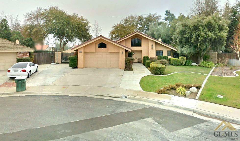 9708 Red Oak Ct  Bakersfield CA 93311 photo