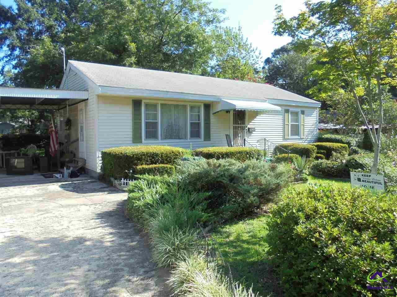 Property Photo:  110 Pine Drive  GA 31088 