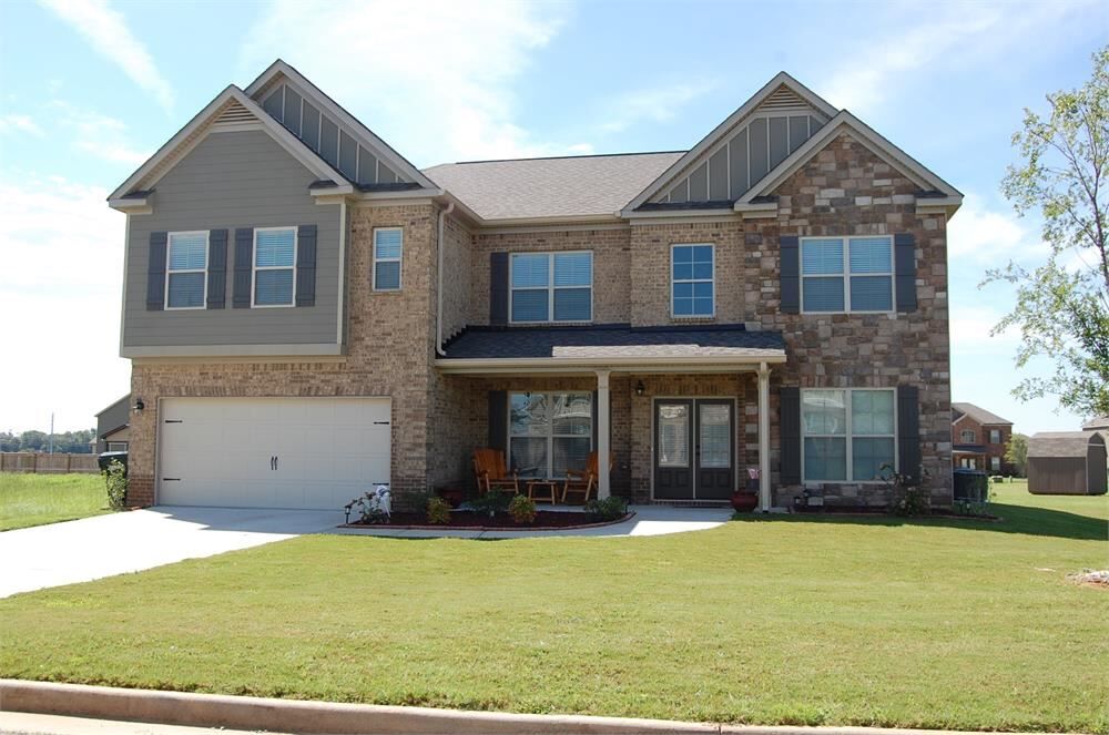 Property Photo:  806 Cornwall Drive  GA 31047 