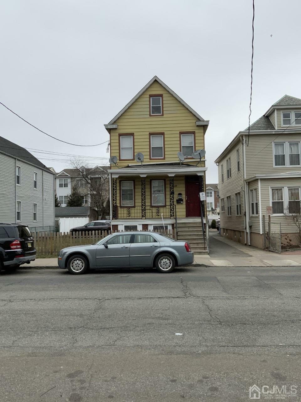 Property Photo:  328 Fayette Street  NJ 08861 