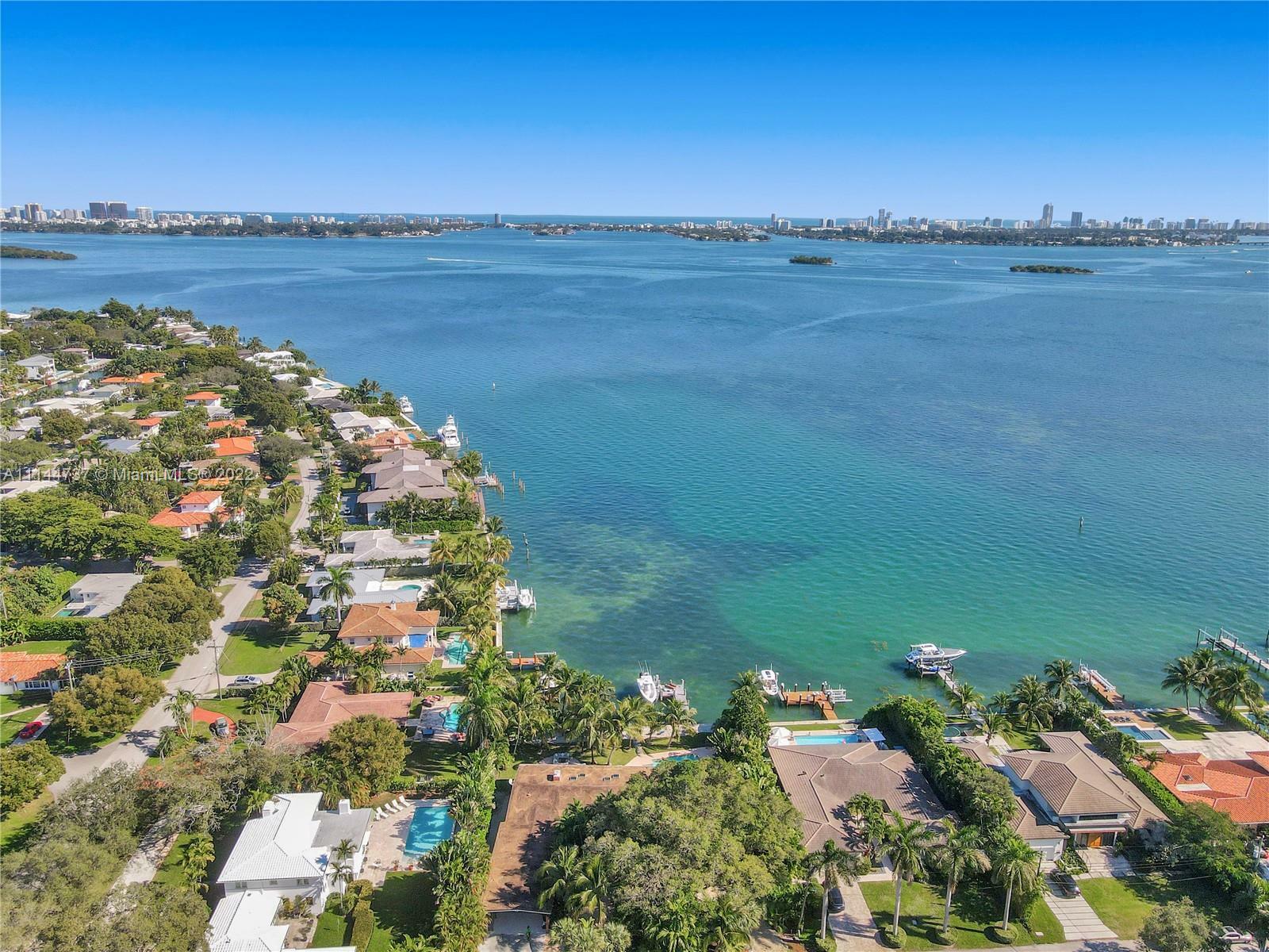 Property Photo: 1301 NE 100th St FL 33138