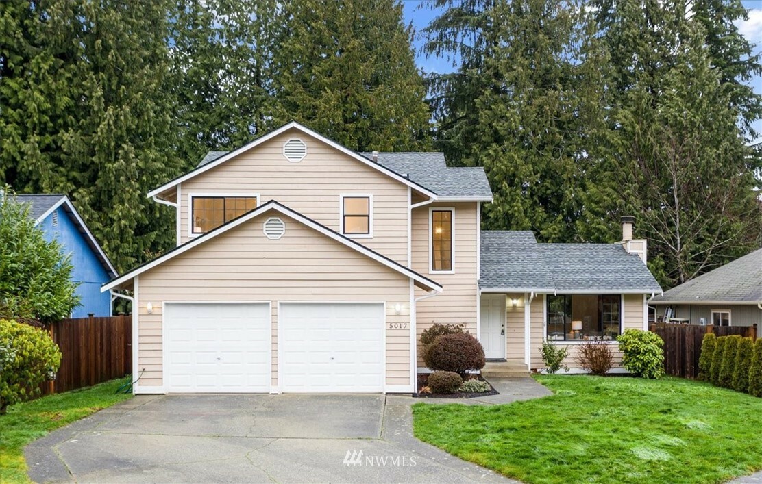 Property Photo:  5017 157th Street SW  WA 98026 