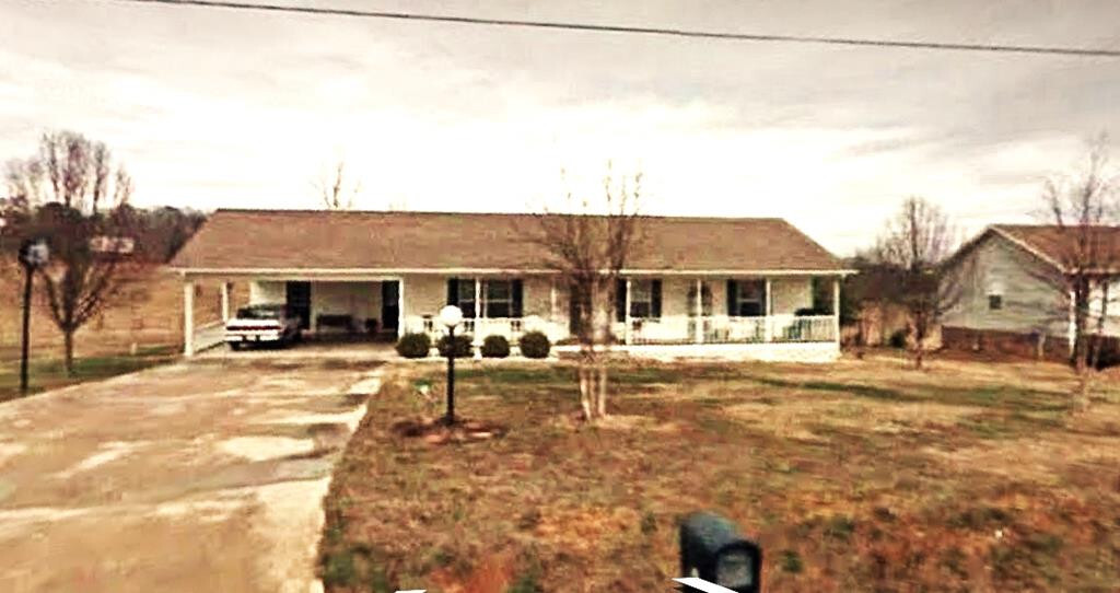 Property Photo: 105 County Road 537 TN 37303