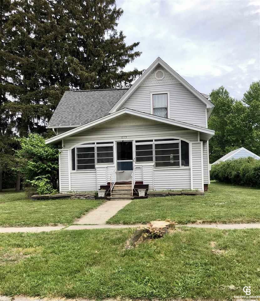 Property Photo:  615 Grand Avenue  MI 48867 