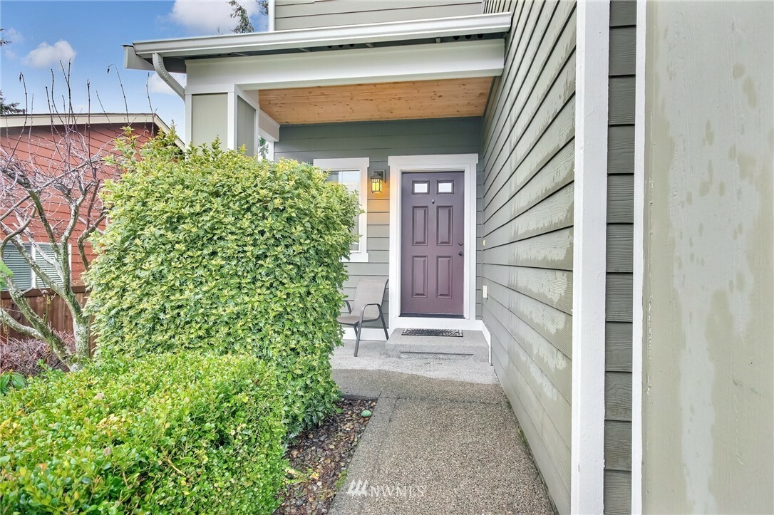 Property Photo: 25301 135th Avenue SE WA 98042