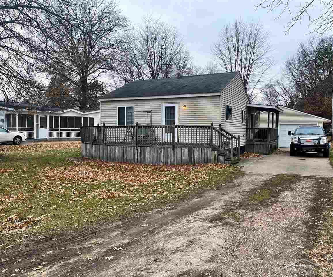 207 E North  Saint Charles MI 48655 photo