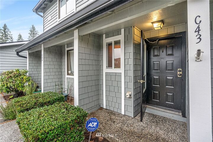 21527 4th Avenue W C43  Bothell WA 98021 photo