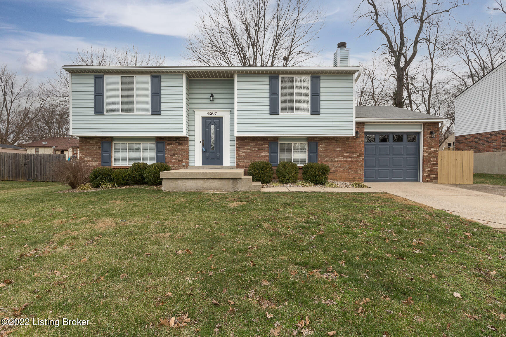 Property Photo:  4507 Shenandoah Dr  KY 40241 