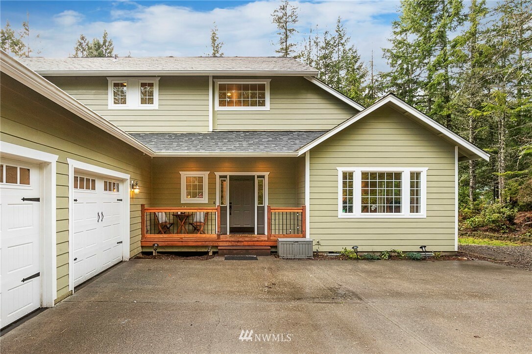 Property Photo:  5567 NW Millglade Lane  WA 98312 