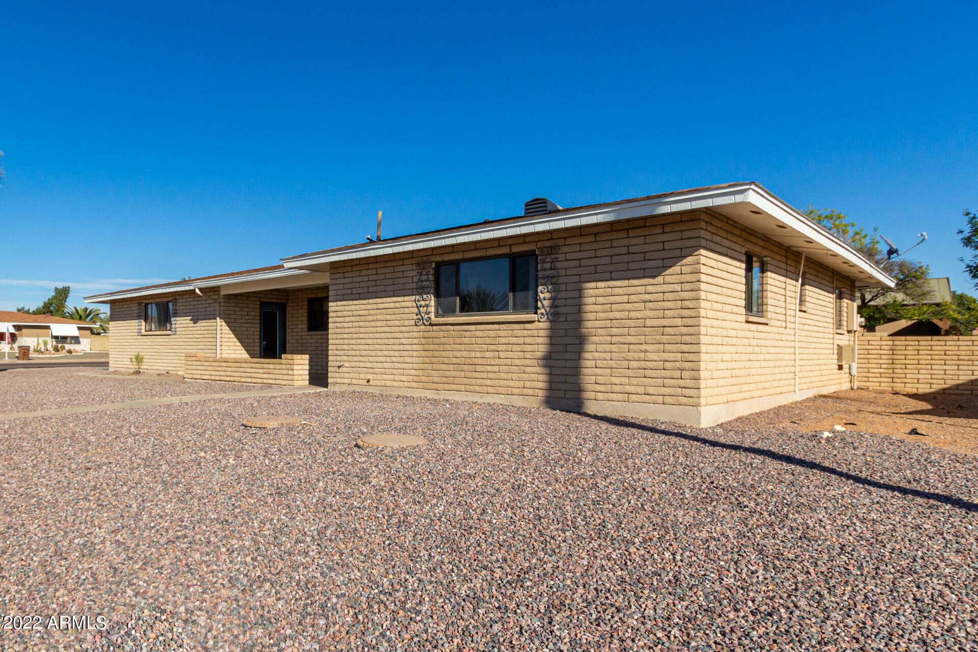 Property Photo:  755 N 63rd Place  AZ 85205 