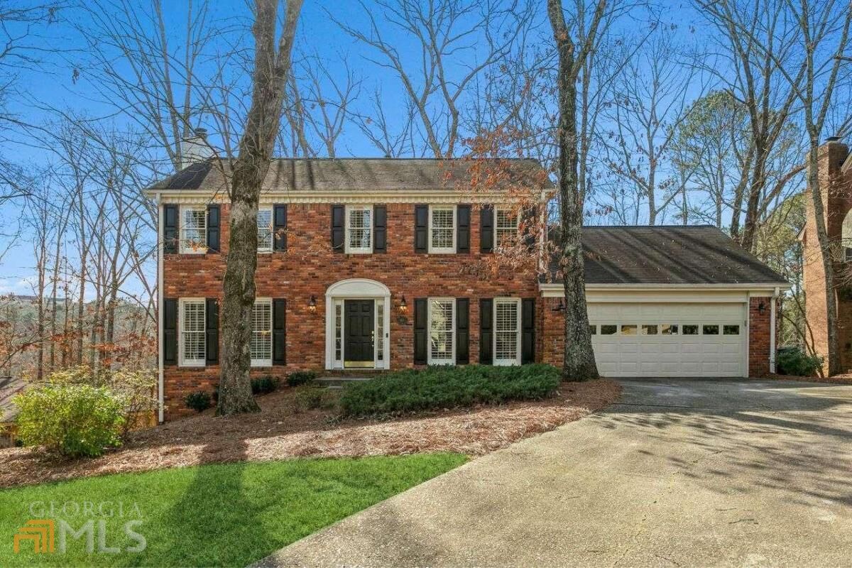 Property Photo:  650 Springview Court  GA 30076