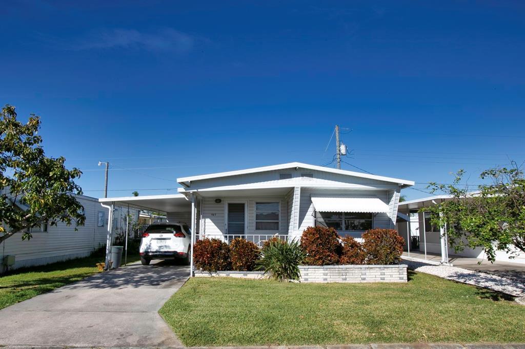 Property Photo: 707 51st Avenue Plaza W FL 34207