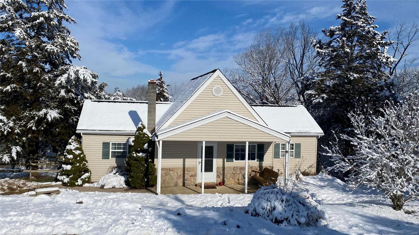 Property Photo:  18357 Royal Drive  MO 63383 
