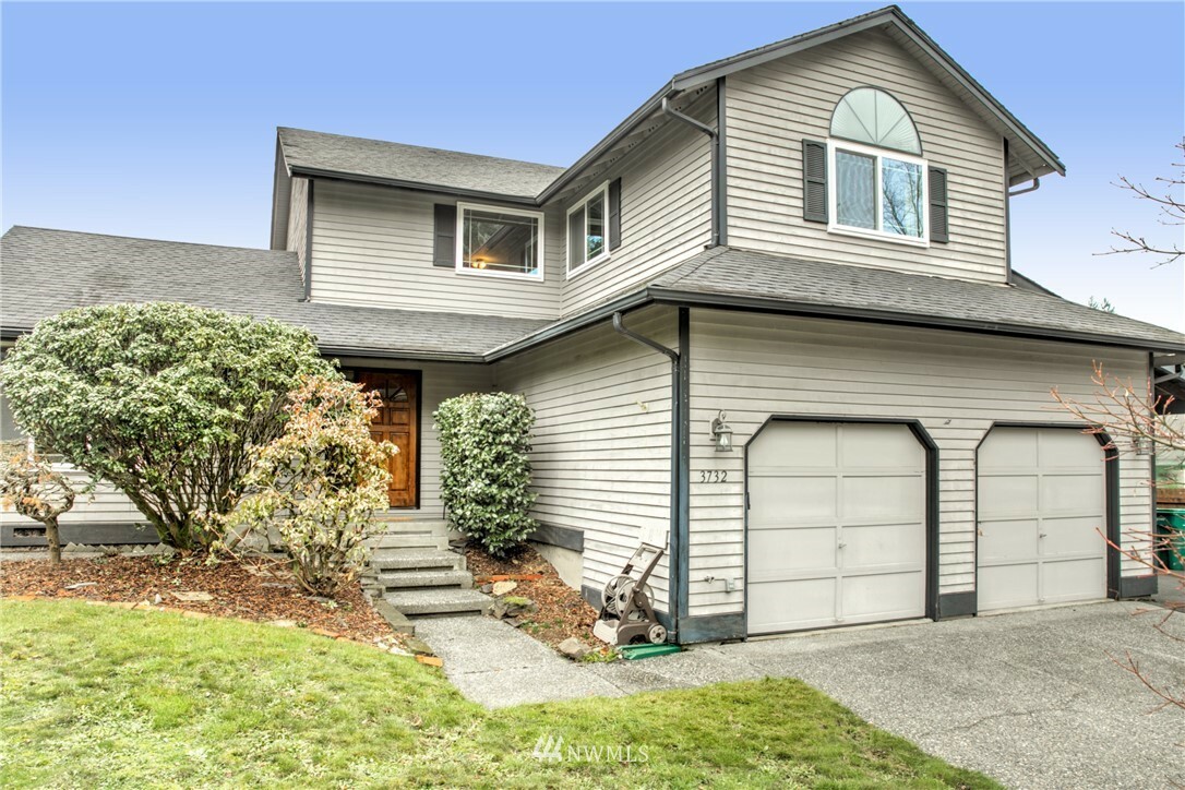 Property Photo:  3732 209th Place SW  WA 98036 