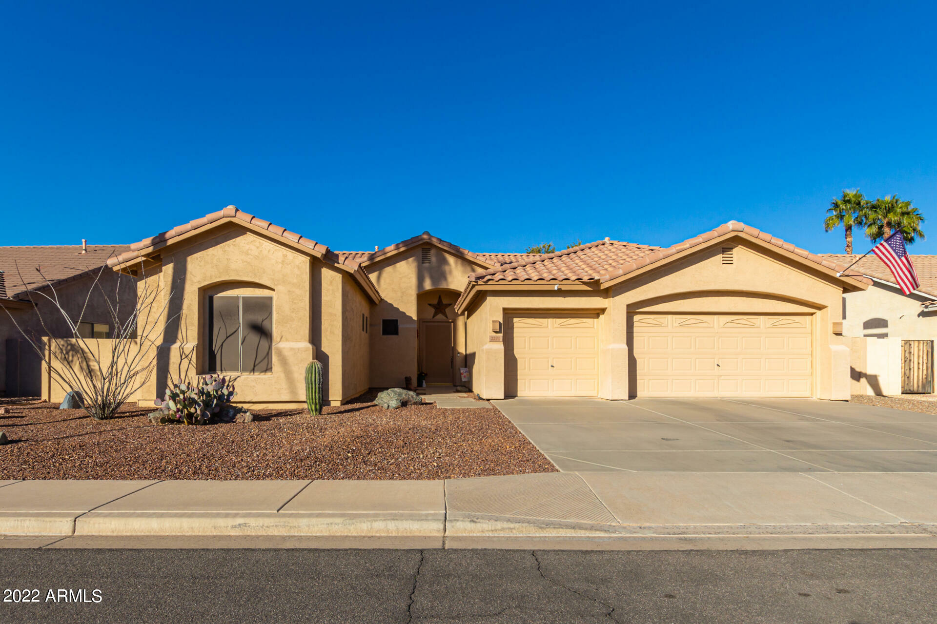 2270 E Indian Wells Drive  Chandler AZ 85249 photo