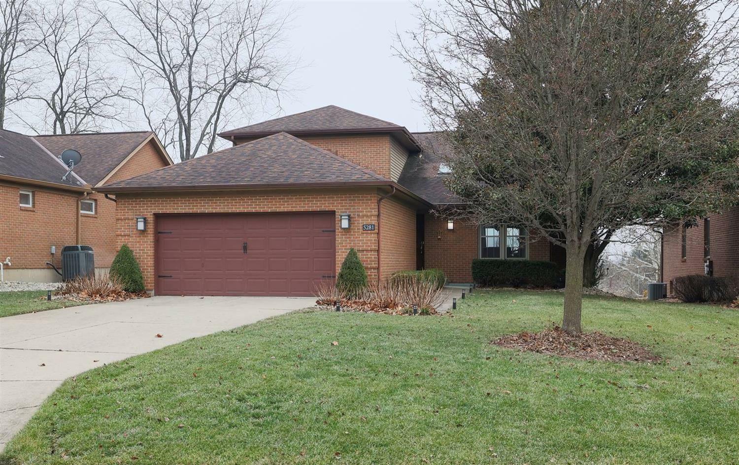 Property Photo:  5281 Woodcliff Ct  OH 45069 