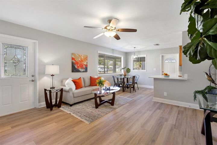 Property Photo: 4714 W Leila Avenue FL 33616