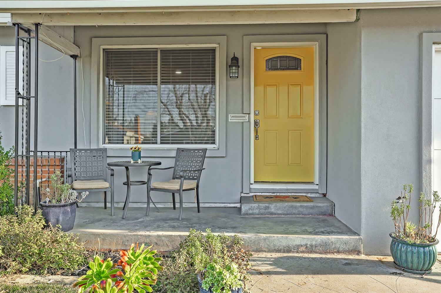 Property Photo:  10312 Brenda Way  CA 95670 