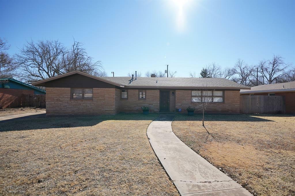 Property Photo:  3375 Parkcrest Drive  TX 79605 