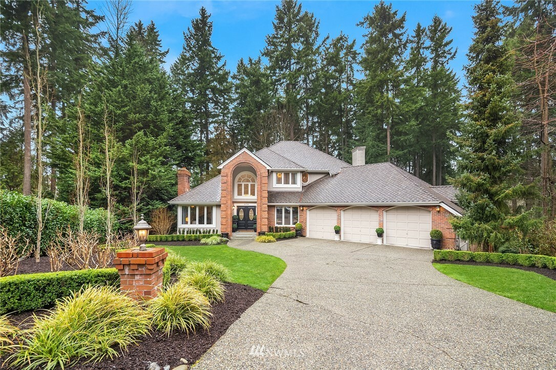 Property Photo: 16704 NE 124th Street WA 98052