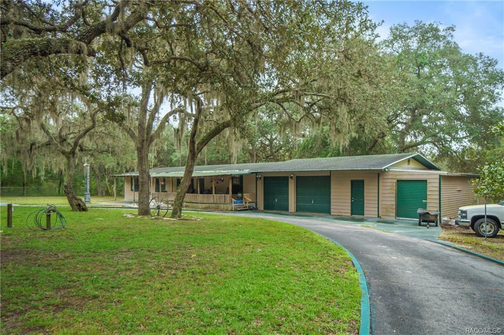 Property Photo:  5262 W Grover Cleveland Boulevard  FL 34446 