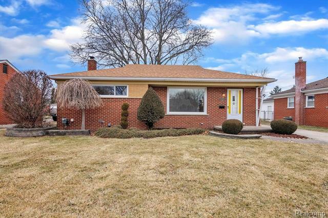 Property Photo:  28828 Minton Street  MI 48150 