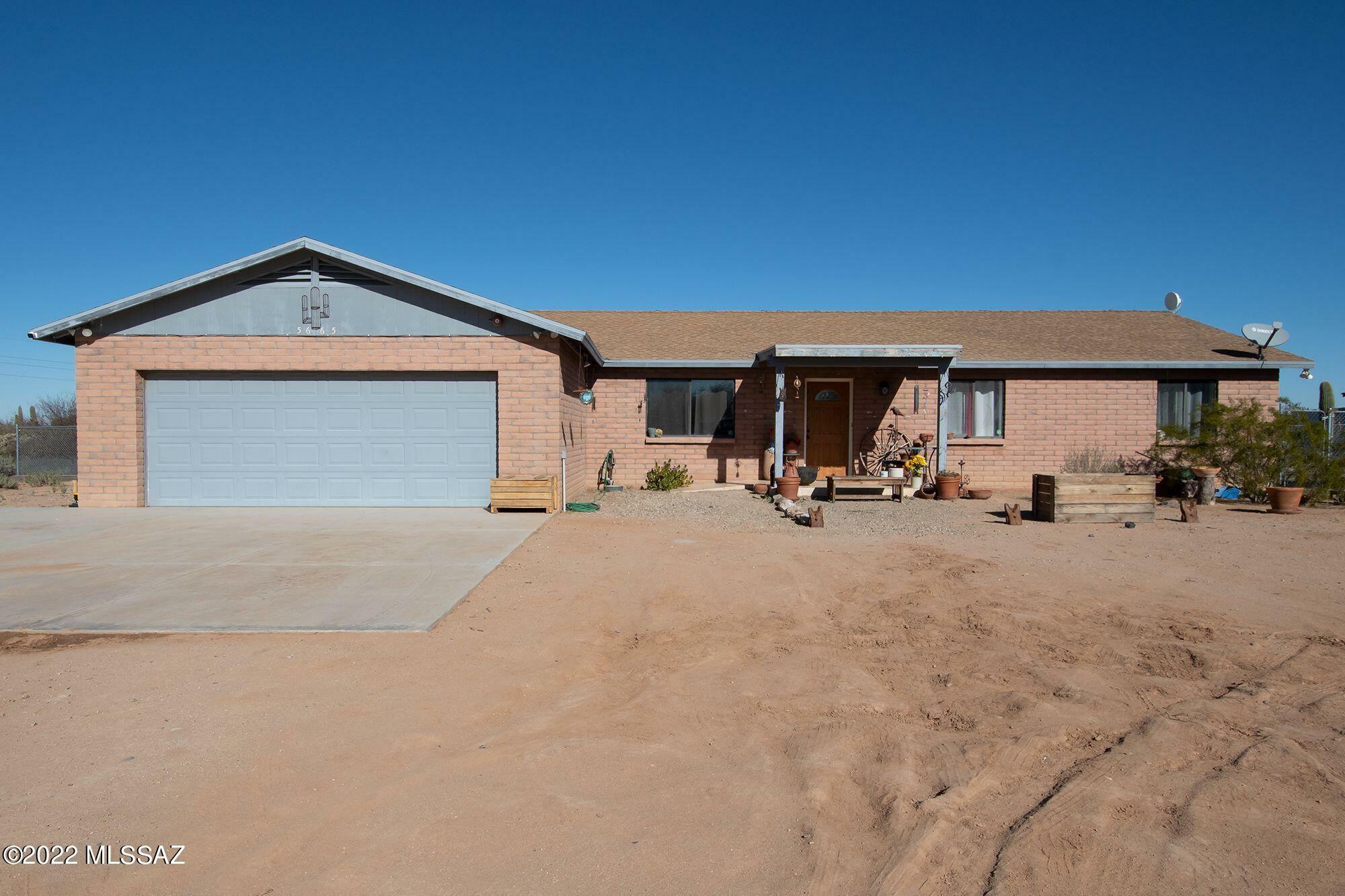 Property Photo:  5665 N Avra Road  AZ 85743 