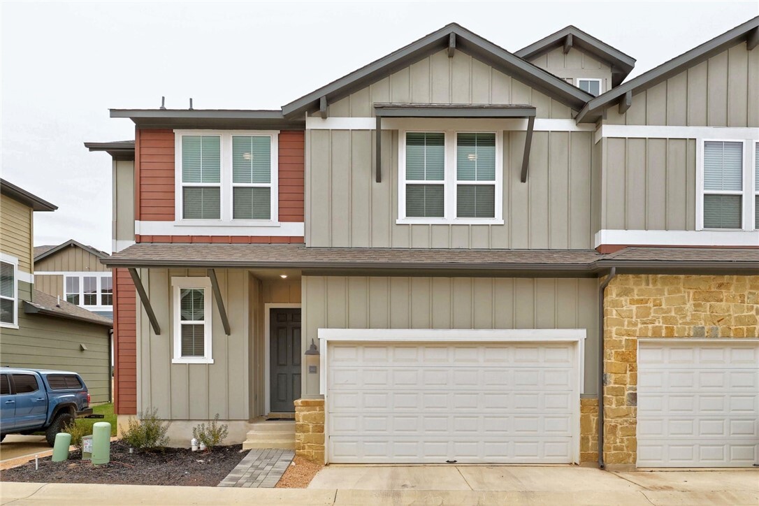 Property Photo: 1015 Vista View Drive 1802 TX 78626