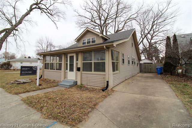 Property Photo:  5627 Kingston Street  MI 48125 