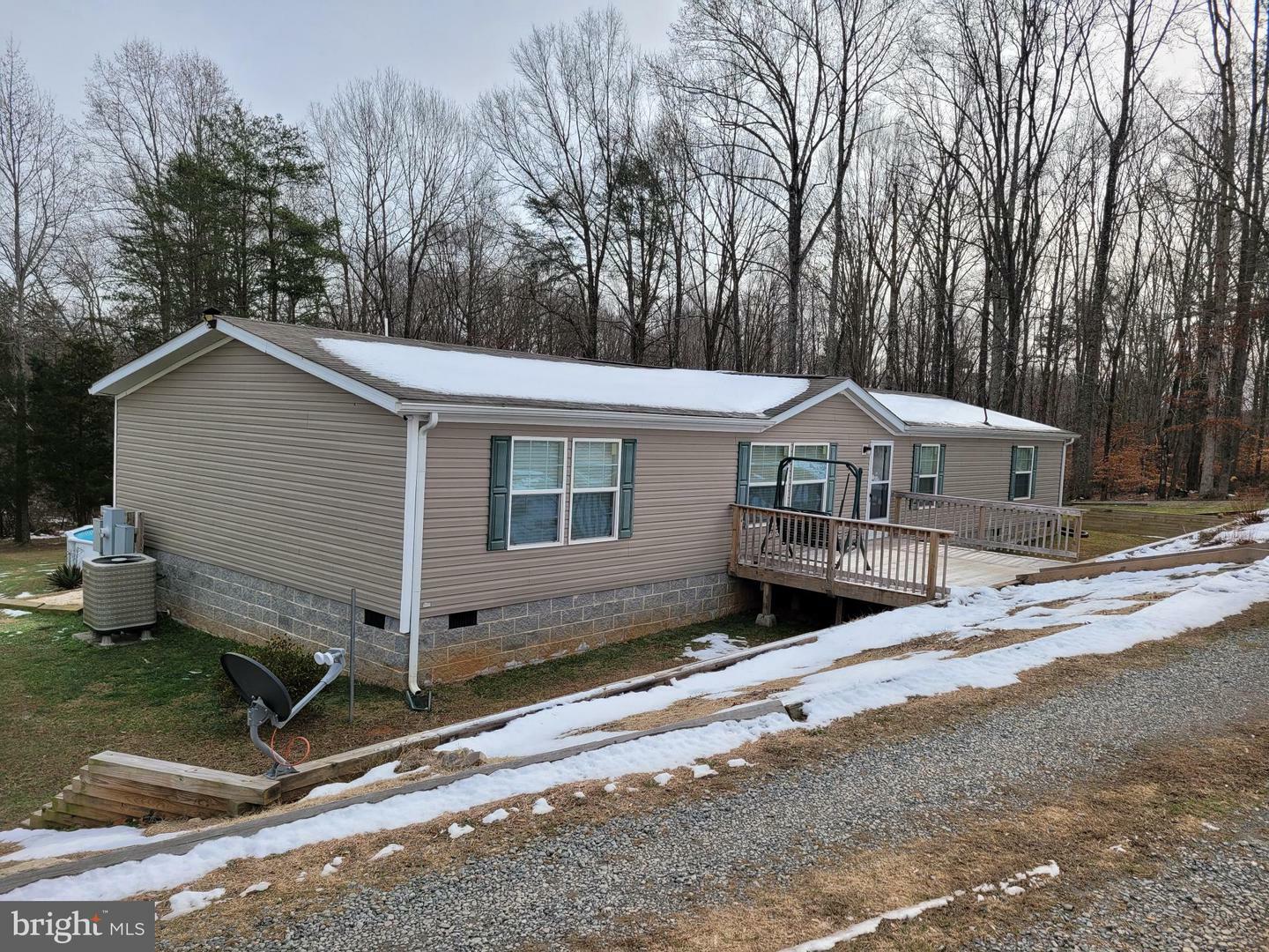 9946 Tribble Road  Beaverdam VA 23015 photo