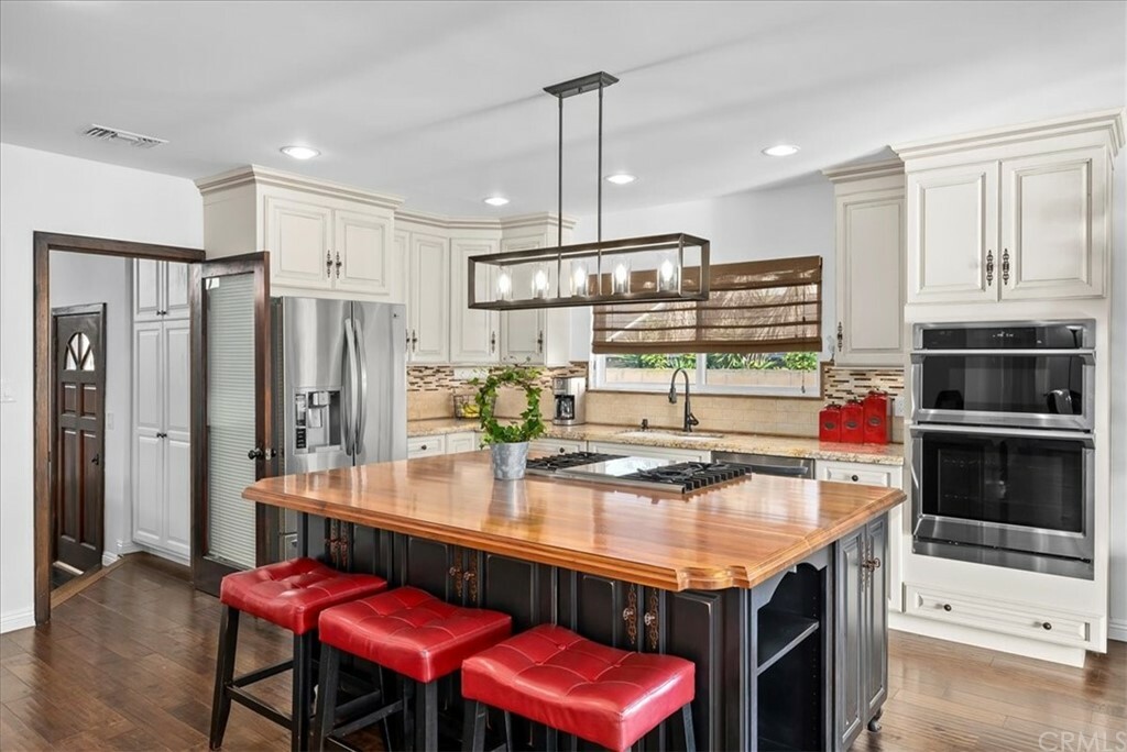 Property Photo: 2407 Hawkins Avenue CA 90278