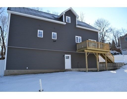 Property Photo:  22 Vivian St  MA 01603 