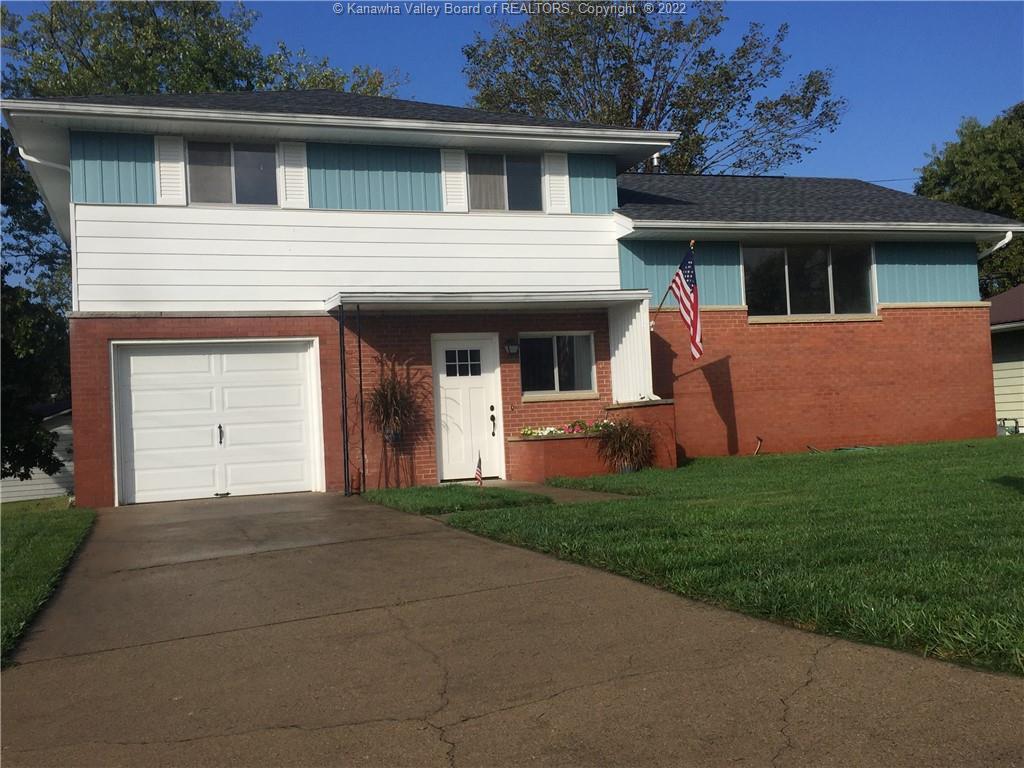 Property Photo: 329 Cherokee Trl WV 25075