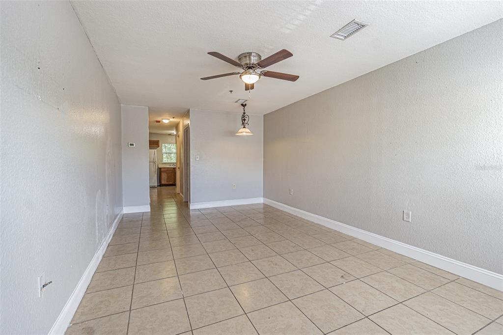Property Photo: 5822 Congress St 104 FL 34653