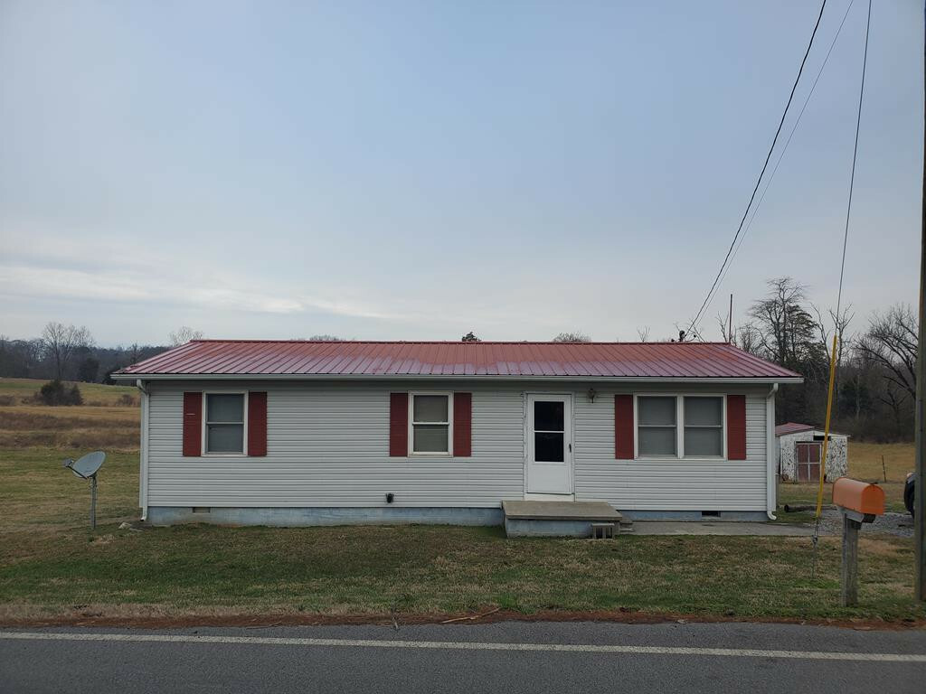 Property Photo:  297 County Road 516  TN 37329 